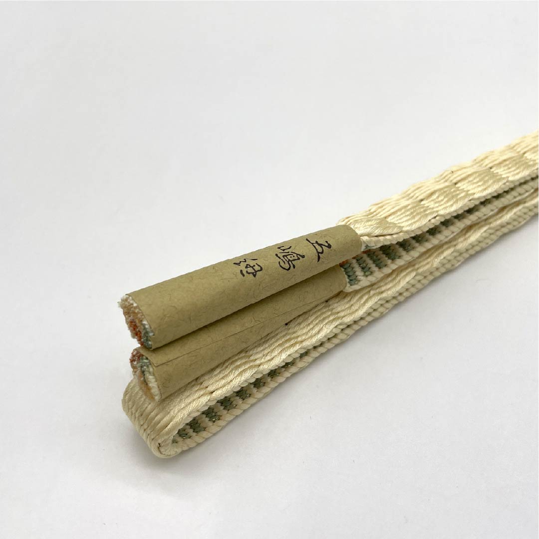 (Like new) Pure silk obijime (sash band) made of Goshima string, light egg-colored (usutamagoiro), hand-woven, classic pattern, approximately 165cm long and 1.4cm wide, semi-formal, cream-colored, product number 1135004881315