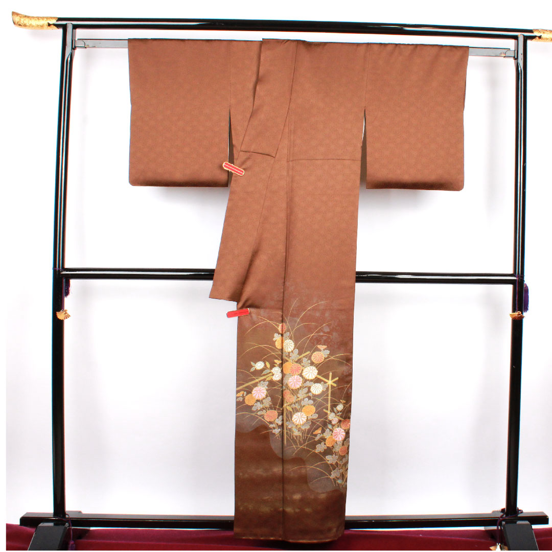 Colored Tomesode, Length 160cm, Sleeve Length 64cm, Awase, Constitution Color, Living National Treasure, Fukuda Yoshishige, Floral Pattern, Different Sedge, Pure Silk, S Rank, Three Crests, Brown, 1111000422414
