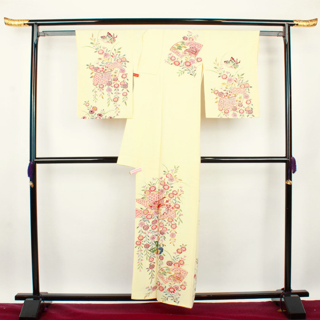 Homongi, lined, length 159cm, sleeve length 62.5cm, Torinoko color, Kyoto Bingata, floral pattern, pure silk, A rank, cream color, 1112001943315