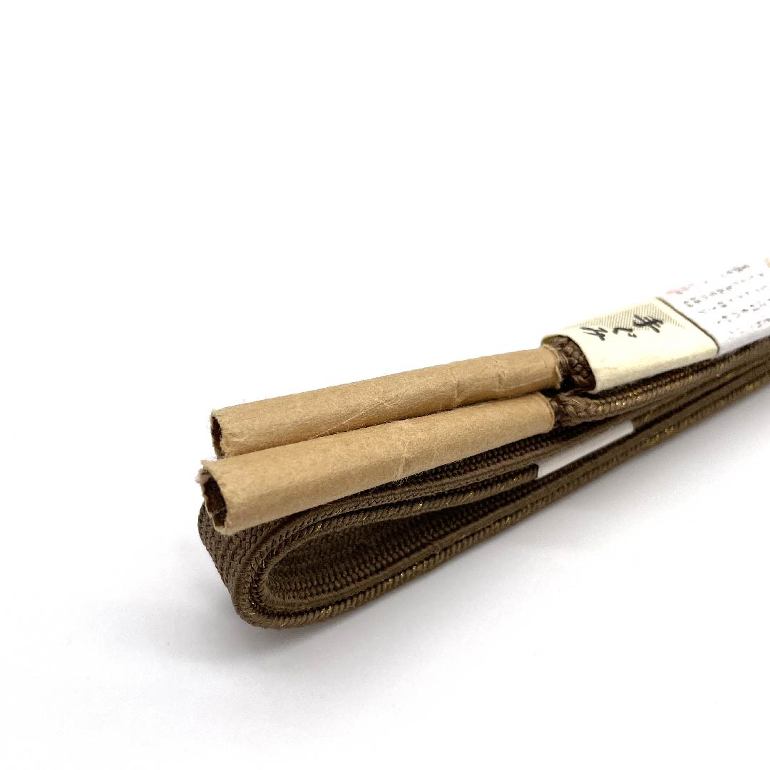 （新古品） 帯締め 正絹 四分紐 団栗色（どんぐりいろ） 特選金銀糸使用 手組紐 新古品 長さ約159cm 幅約1.5cm セミフォーマル Sランク 茶系 1135001502914