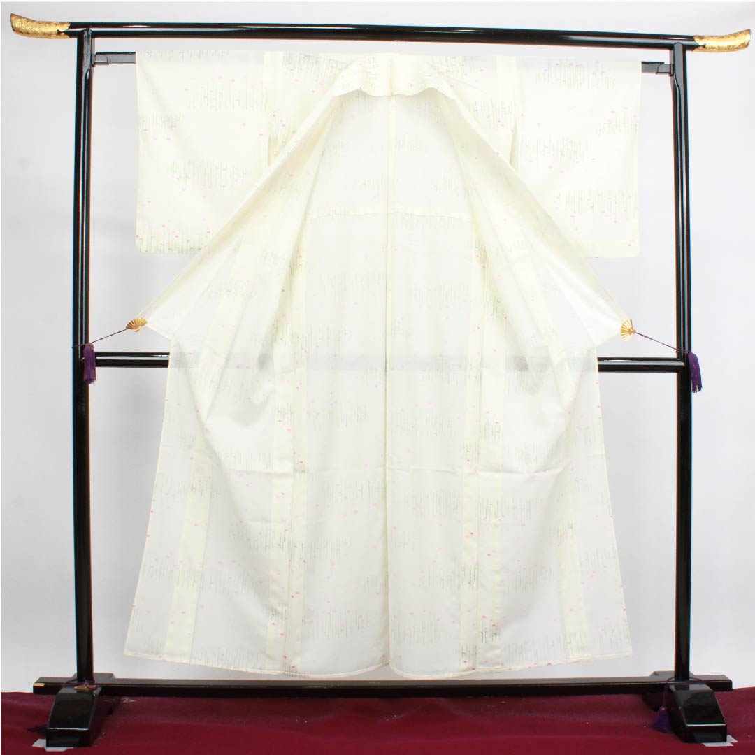 夏物 ポリエステル 小紋 身丈153.5cm 裄丈62.5cm 白百合色（しらゆりいろ） 花模様 絽 Bランク 黄系 1132000264223