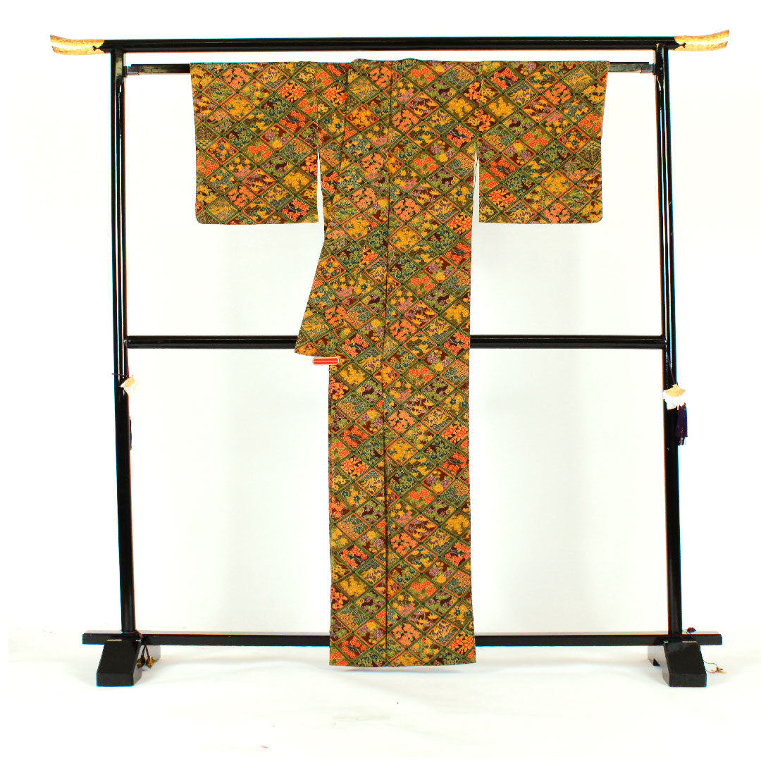 小紋 身丈162cm 裄丈67cm 袷  菱 吉祥文様  正絹 Aランク 茶系 1115001483414