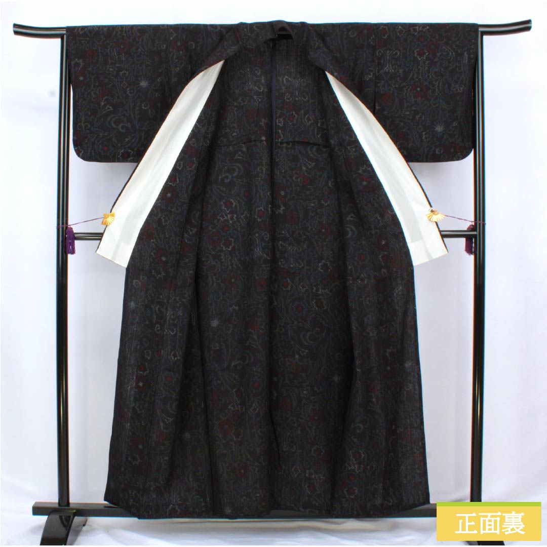 Pure silk tsumugi (pongee) kimono, S-rank, length 157cm, sleeve length 66cm, colored in aisumi brown with an abstract pattern, navy blue, single layer, product number 1116004152318
