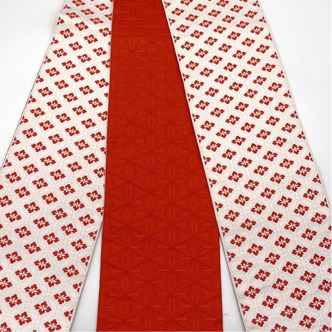 【未仕立】半幅帯 ポリエステル Sランク 胡粉色（ごふんいろ） 七宝 小花 麻の葉   帯丈344cm 白系 1125002162311