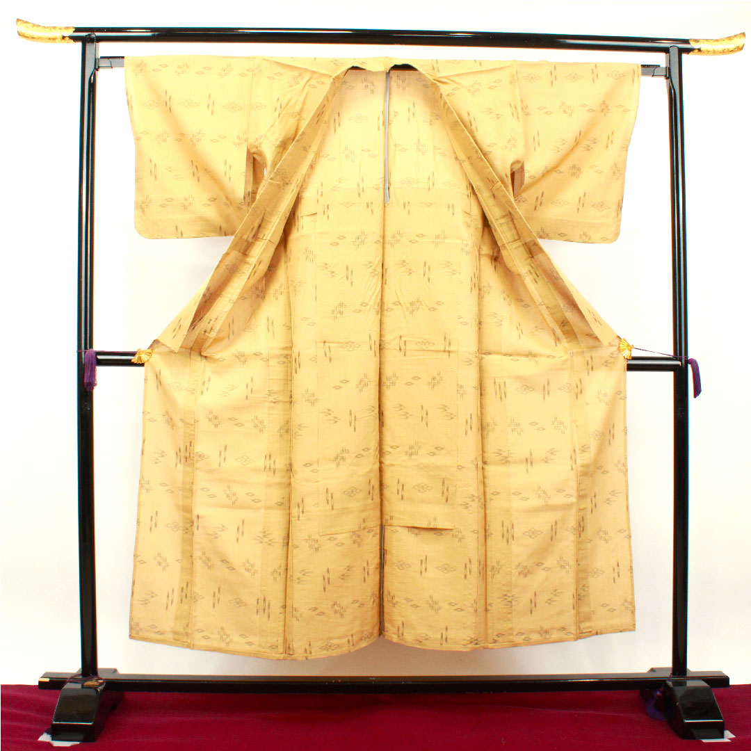 Summer pure silk pongee Length 151.5cm Sleeve length 63cm Yamamomoiro (Yamamomoiro) Ryukyu pattern Kasuri Summer pongee Gauze S rank Beige 1132001632225