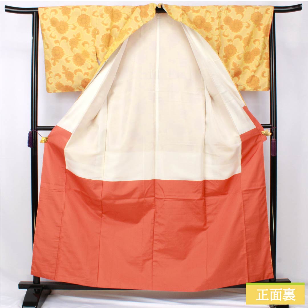 紬 正絹 Sランク 身丈162.5cm 裄丈64.5cm 淡黄色（たんこうしょく） 唐草 袷 黄系 1116004512423