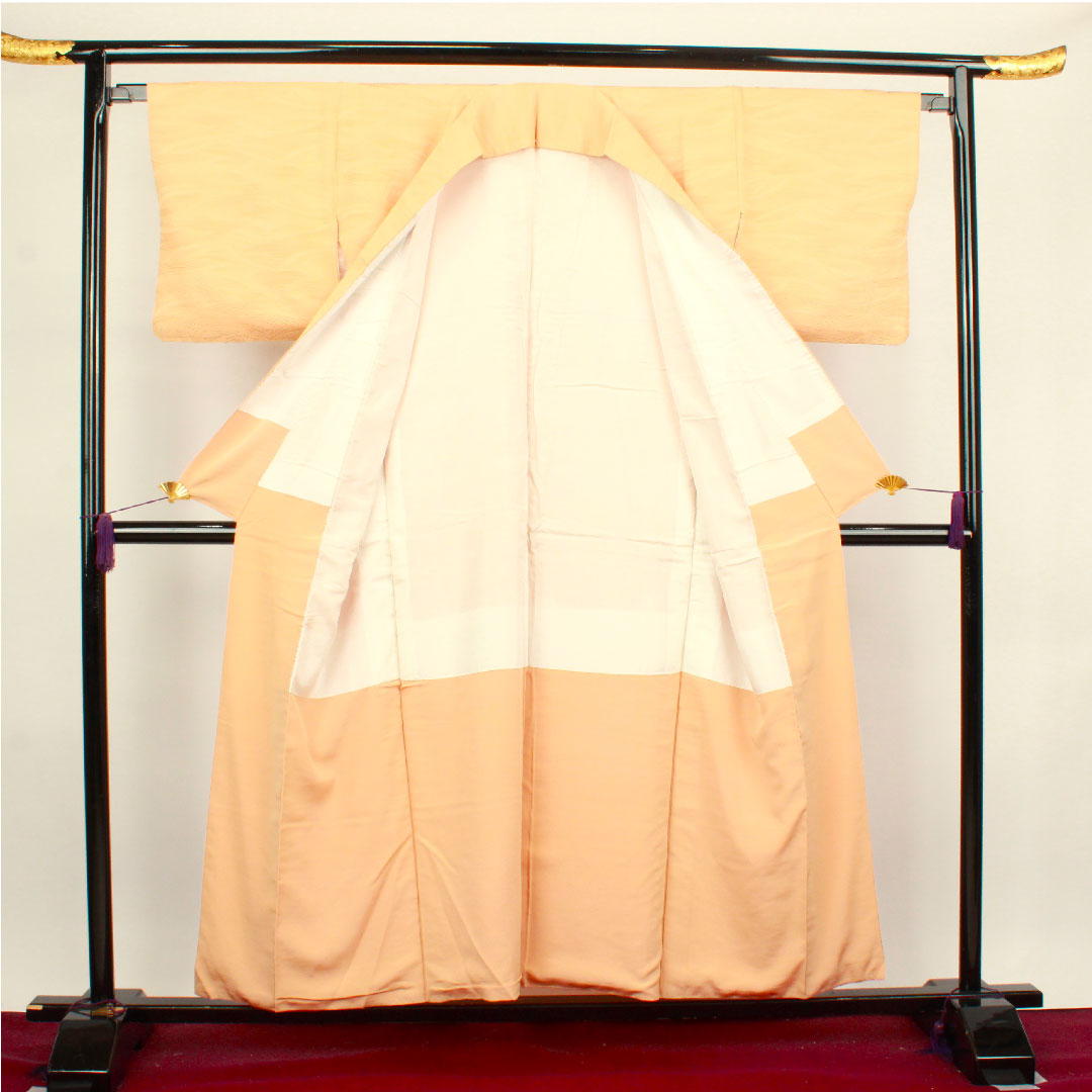 色無地 正絹 淡朽葉色 波 丸に木瓜  身丈153.5cm 裄丈65cm 袷  Sランク 橙系 1114000882226
