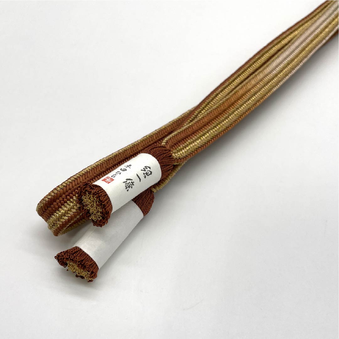 (新品)帯締め 正絹 NEWランク 樺色（かばいろ） 平田組紐 貝ノ口縞遊玄染 撚り房 長さ約157.5cm 幅約1.5cm セミフォーマル 茶系 1135005131314