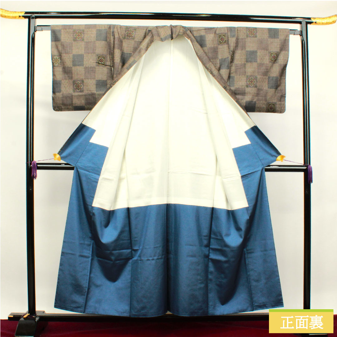 大島紬 正絹 身丈155.5cm 裄丈64cm  経緯絣 市松 Sランク 袷 茶系 1116002962314