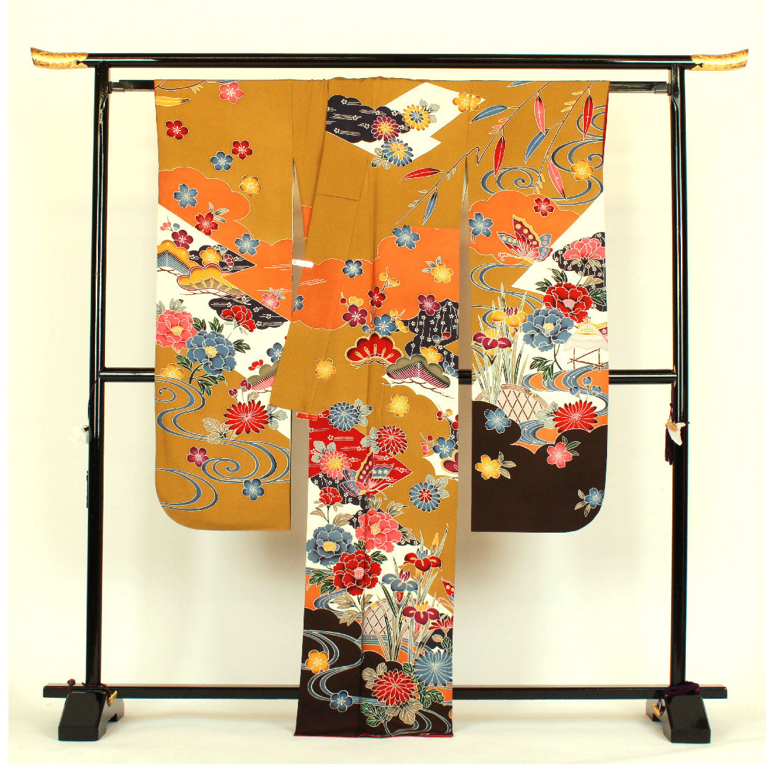 振袖+長襦袢セット 身丈169.5cm 裄丈68cm 袷  京紅型 蝶 菊  菖蒲  正絹 Aランク 黄系 1113000453523