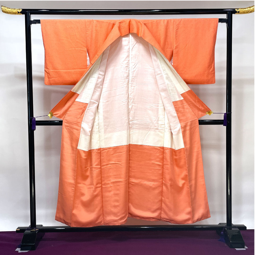 色無地 正絹 中紅色 折目雁木扇  身丈153.5cm 裄丈64.5cm 袷  Aランク ピンク系 1114000723213