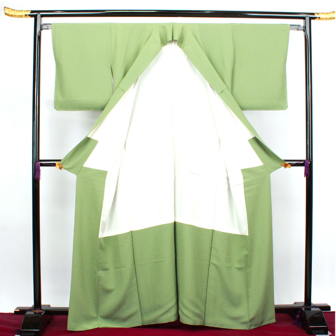Plain color, pure silk, uraba color, with basting thread, unused, plain, sword and katabami, length 163.5cm, sleeve length 63cm, lined, S rank, green, 1114000832419