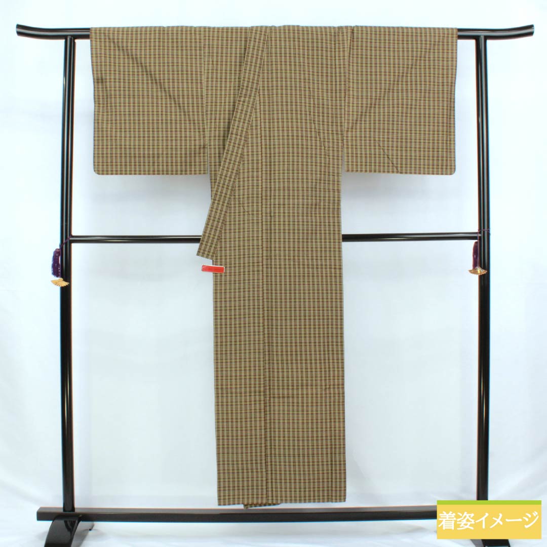 男物 木綿 Sランク 身丈148.5cm 裄丈68cm  利休生壁色（りきゅうなまかべいろ） 憲法茶色（けんぽうちゃいろ） チェック柄 内ポケット付き 単衣 緑系 1119001092419