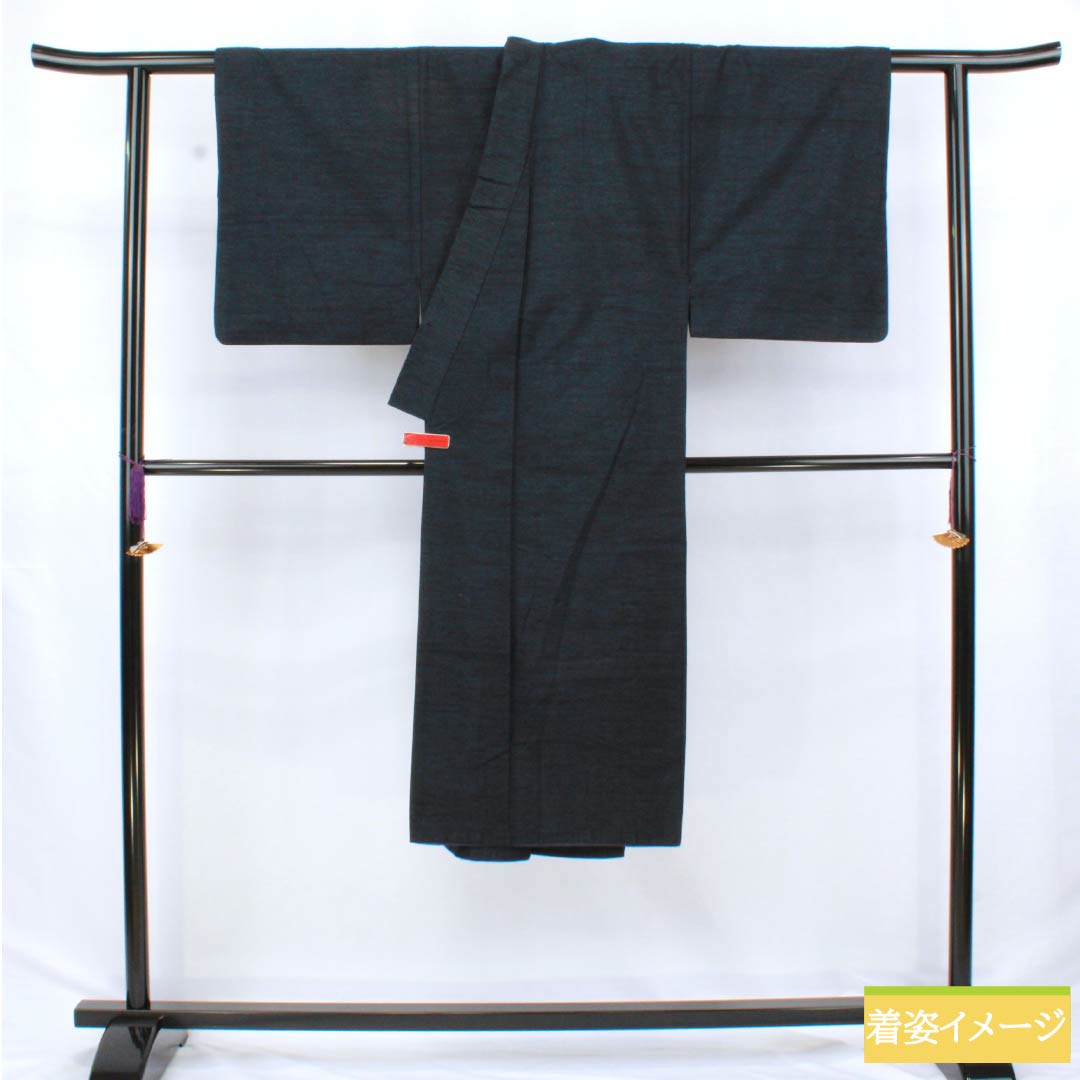 男物 正絹 Sランク 身丈127cm 裄丈64cm 相済茶色（あいすみちゃいろ） 紬地 アンサンブル 羽織紐付き 袷 紺系 1119001322218