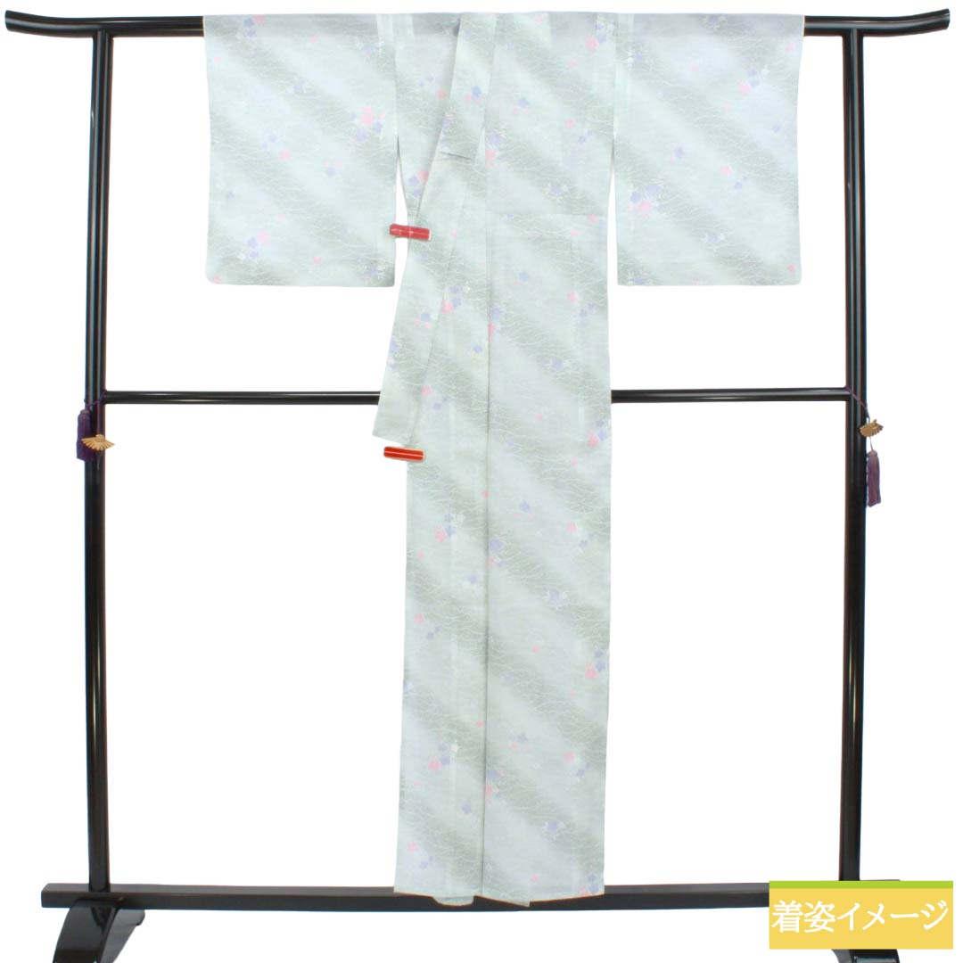 夏物 ポリエステル 小紋 Aランク 身丈153.5cm 裄丈62.5cm 青磁色（せいじいろ） 露芝 桜 洗える着物 絽 緑系 1132003373219