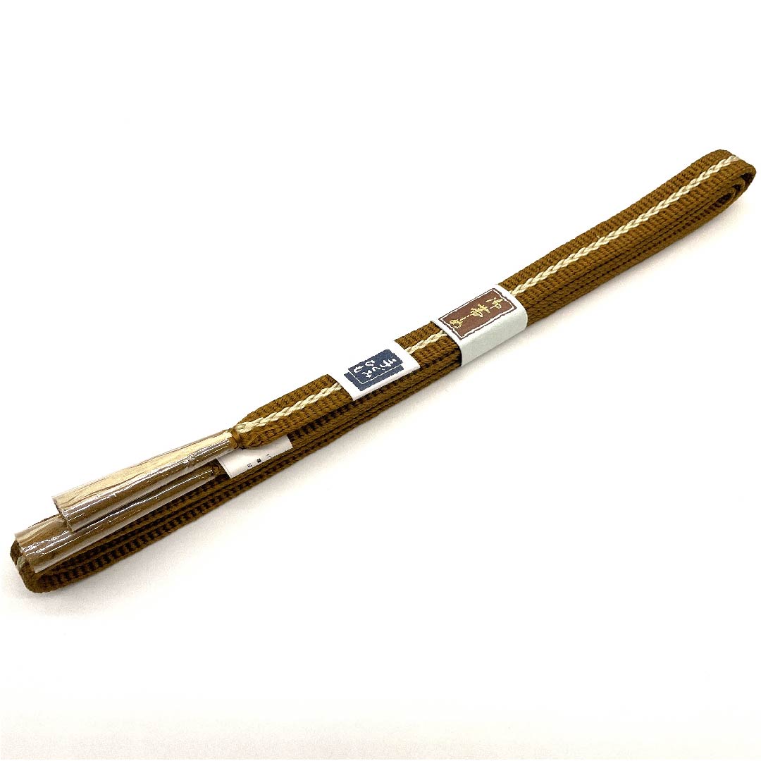 （新古品） 帯締め 正絹 四分紐 琥珀色（こはくいろ） 手組紐 新古品  長さ約162cm 幅約1.5cm カジュアル Sランク 黄系 1135000942923