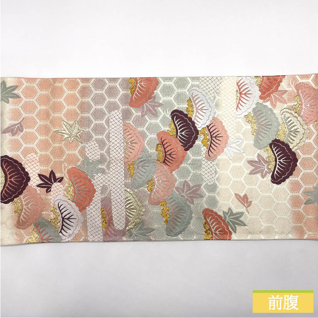 Formal, pure silk obi for formal kimono (tomesode) with a tortoiseshell pattern, pine and maple leaves, length 426cm, A-rank, six-fold, gradient finish, product number 1123014563399