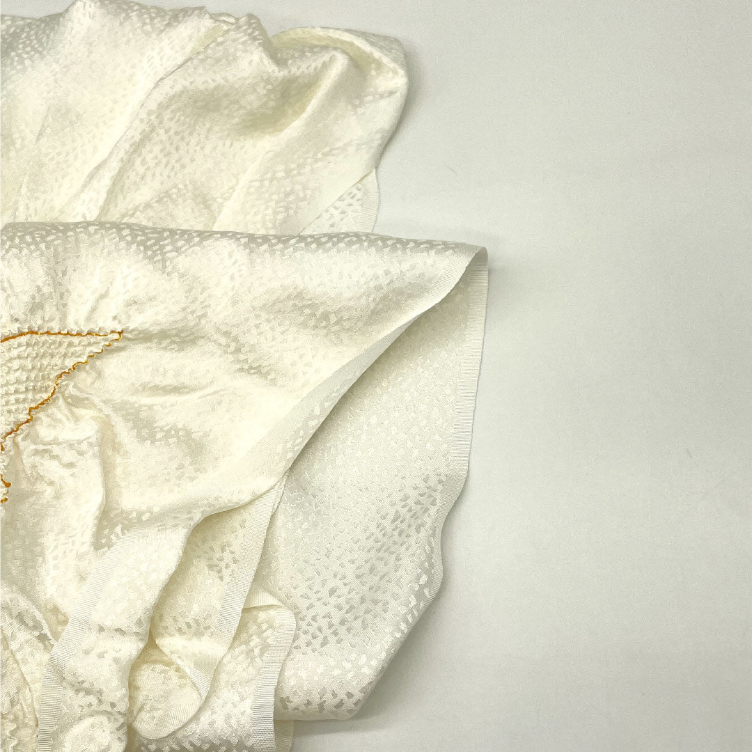 New Old Stock Obiage & Obijime Set, Pure Silk, New Rank, Milky White, For Tomesode, Butterfly, Turtle Fusa, Length Approx. 160cm, Width Approx. 1.8cm, Formal, White Color, 1141000301311