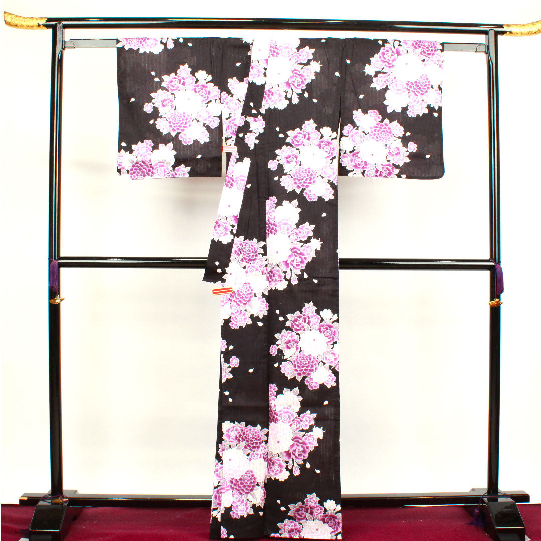 浴衣 菊 薔薇 木綿 Sランク 単衣 身丈165.5cm 裄丈66.5cm 黒系 1118001372510