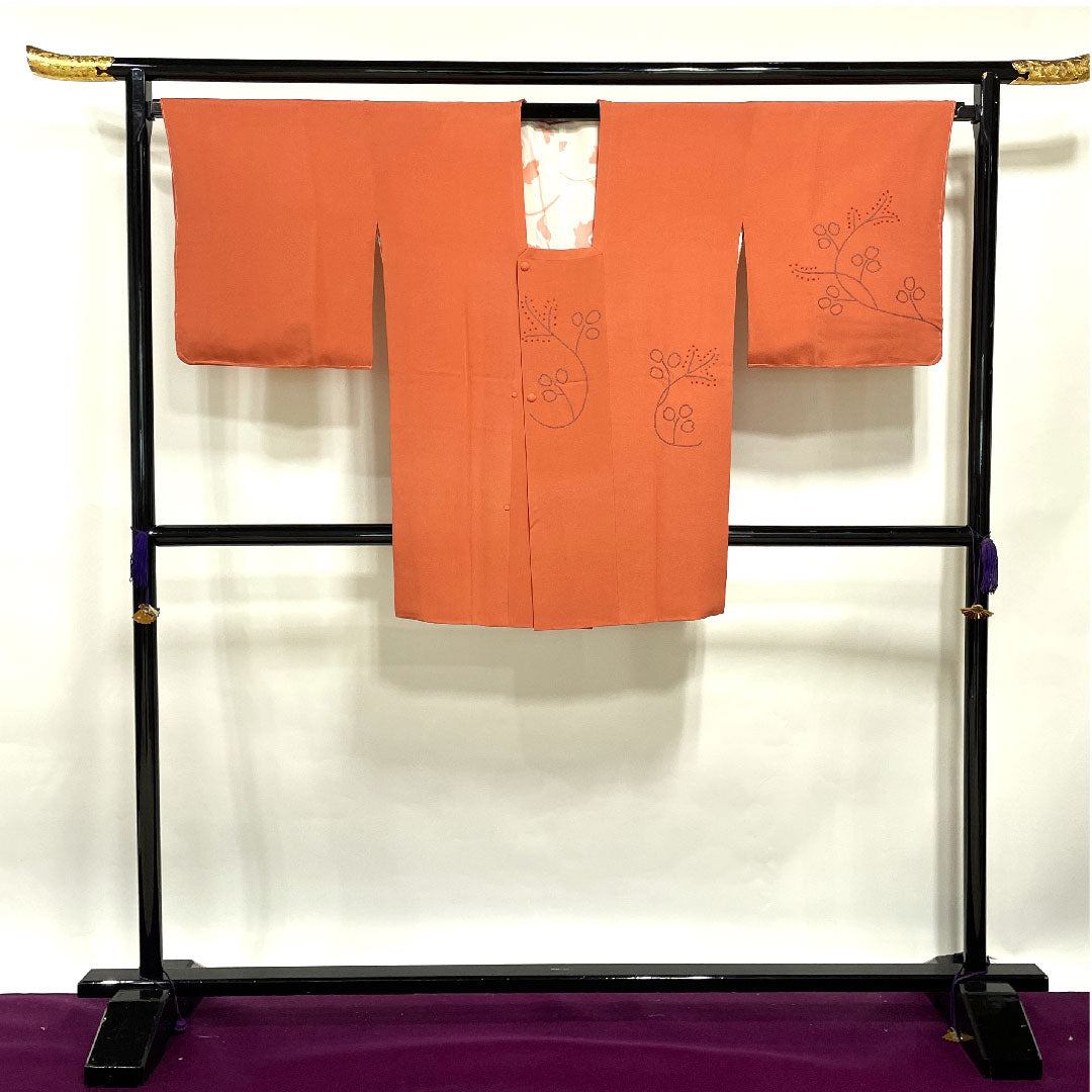 Michiyuki coat, length 88cm, sleeve length 67cm, red-colored, embroidery, pure silk, S rank, lined, pink, 1117000562913
