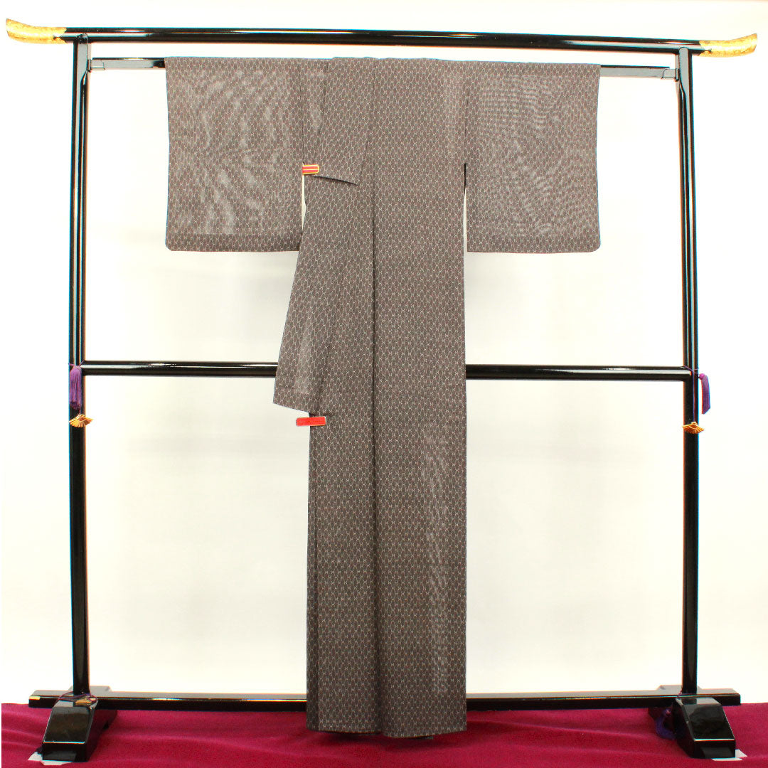 Summer pure silk komon kimono, length 160cm, sleeve length 63.5cm, dark grey, geometric pattern, silk, A rank, brown, 1132001673414