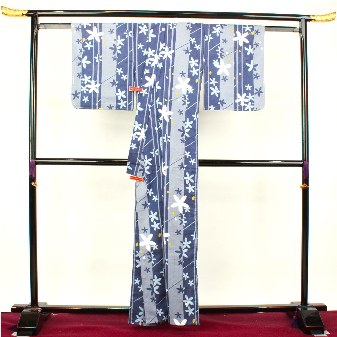 浴衣 しつけ糸付き 未使用品 桜 木綿 Sランク 単衣 身丈162cm 裄丈64cm グラデーション系 1118002832499