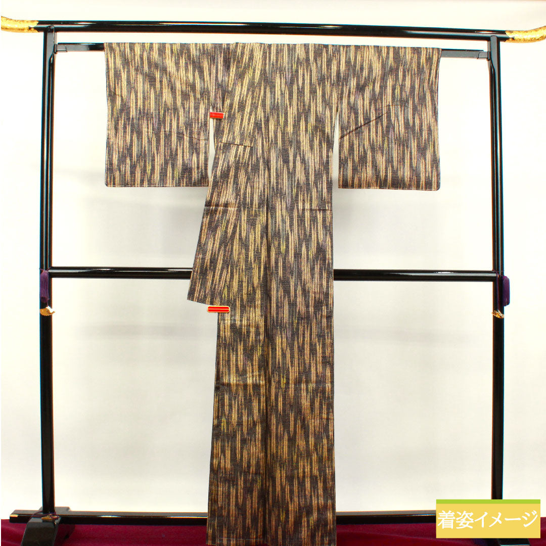 紬 正絹 身丈163cm 裄丈66cm  幾何学模様 しつけ糸付き Aランク 袷 グラデーション系 1116002873499