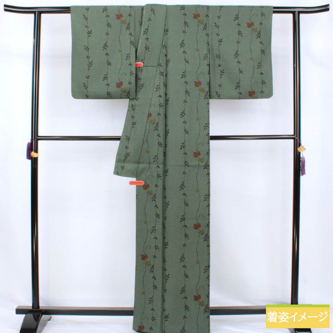 Komon Polyester S-rank length 164.5cm sleeve length 62cm unlined Shima-matsunezu-iro (dark gray with a hint of green) stenciled grass and leaves, with hip lining, green family 1115007992419