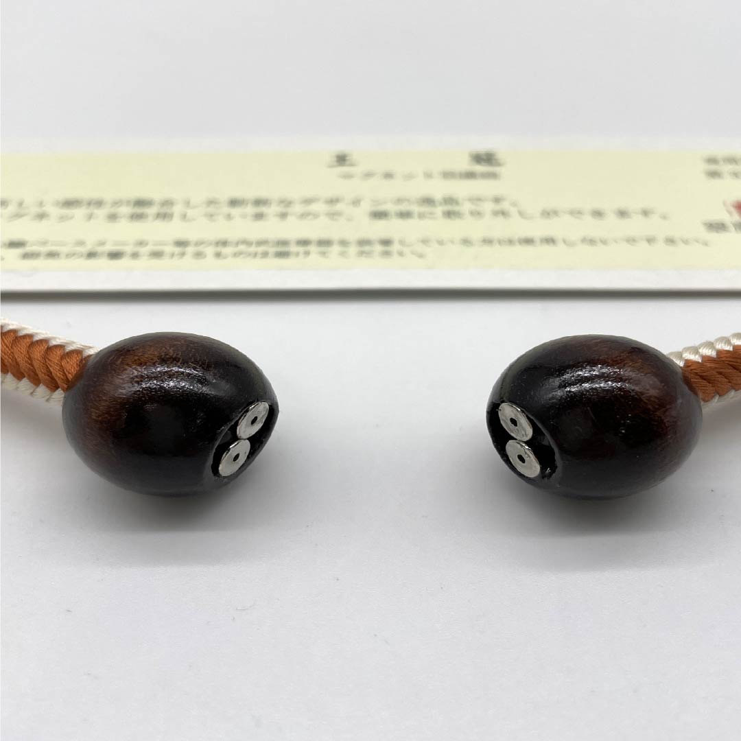 Haori cord, pure silk, new rank, casual, dark persimmon and white earth tones, by Suiran Kobo, unparalleled type, wood, magnet, brown, product number 1121000011914