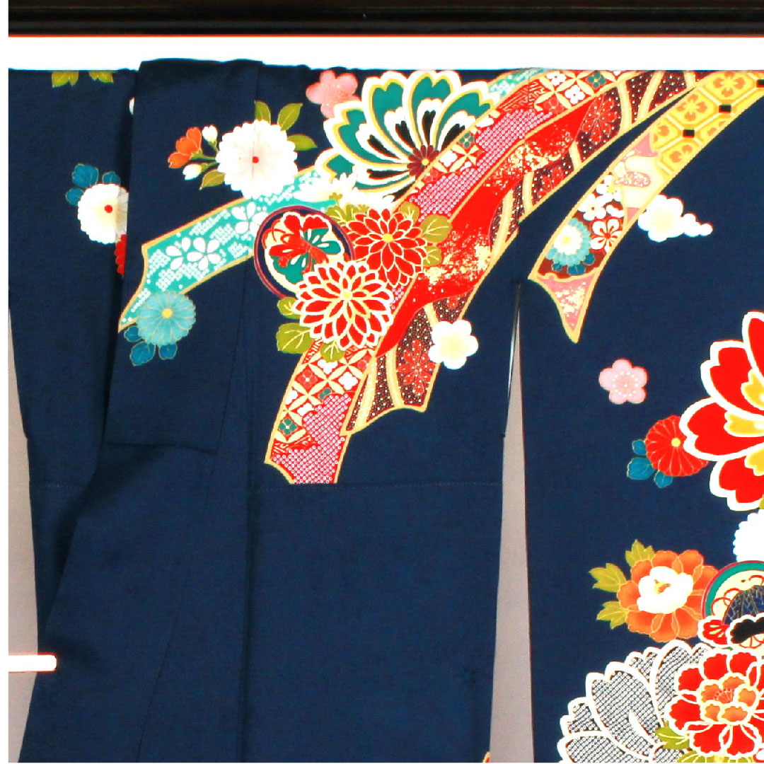 振袖 身丈170cm 裄丈68cm 袷  京友禅 熨斗に花模様 ポリエステル Sランク 紺系 1113000532618