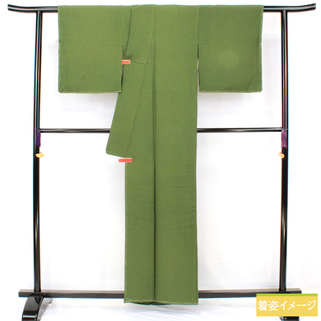 色無地 正絹 身丈157.5cm 裄丈67cm 青丹色（あおにいろ） 素無地 一つ紋 糸輪に違い鷹の羽 袷 Aランク 緑系 1114002113319