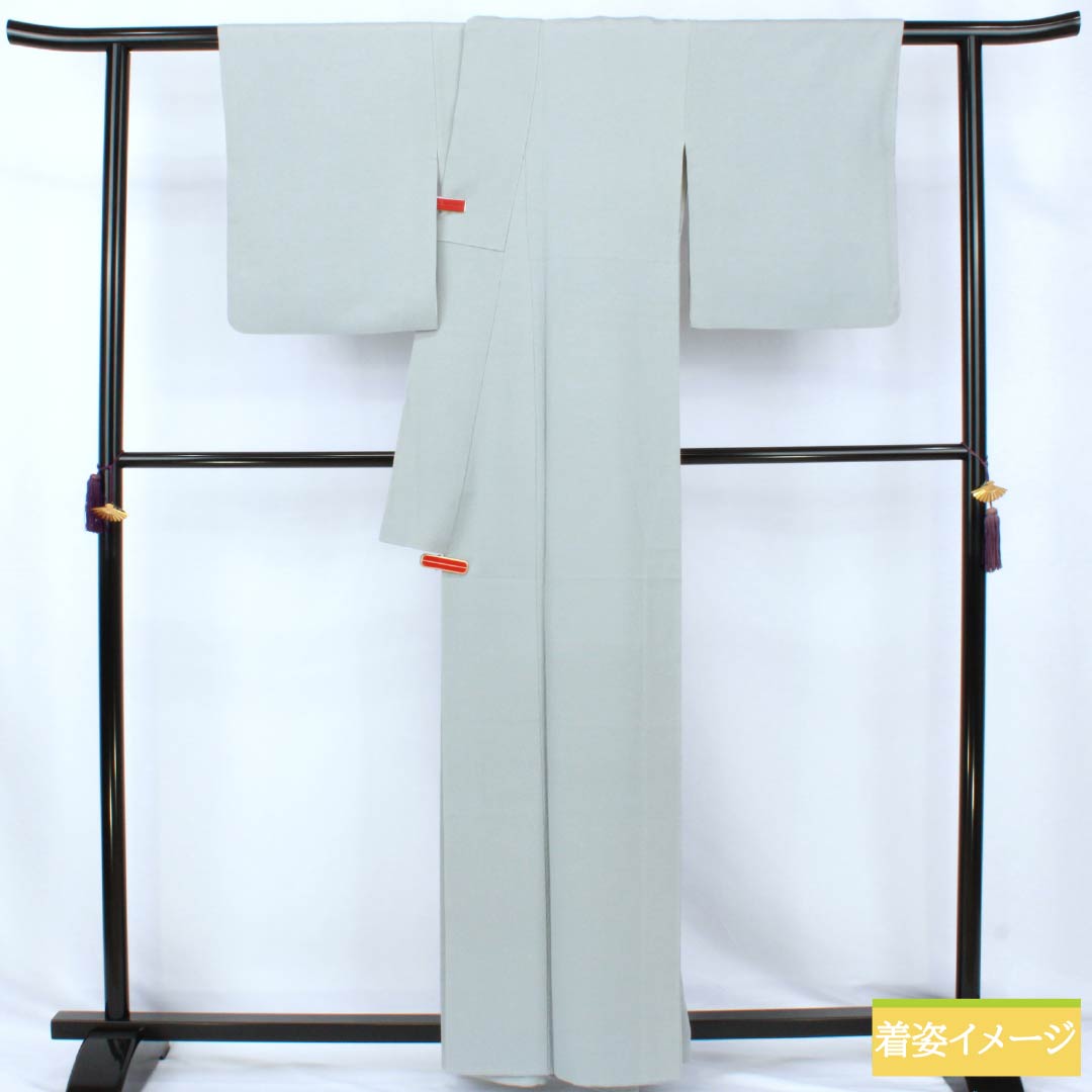 Plain color kimono, pure silk, S rank, length 160.5cm, sleeve-to-sleeve 64cm, sky blue gray, one family crest (gosan-no-kiri), plain, lined, light blue family, 1114002682424