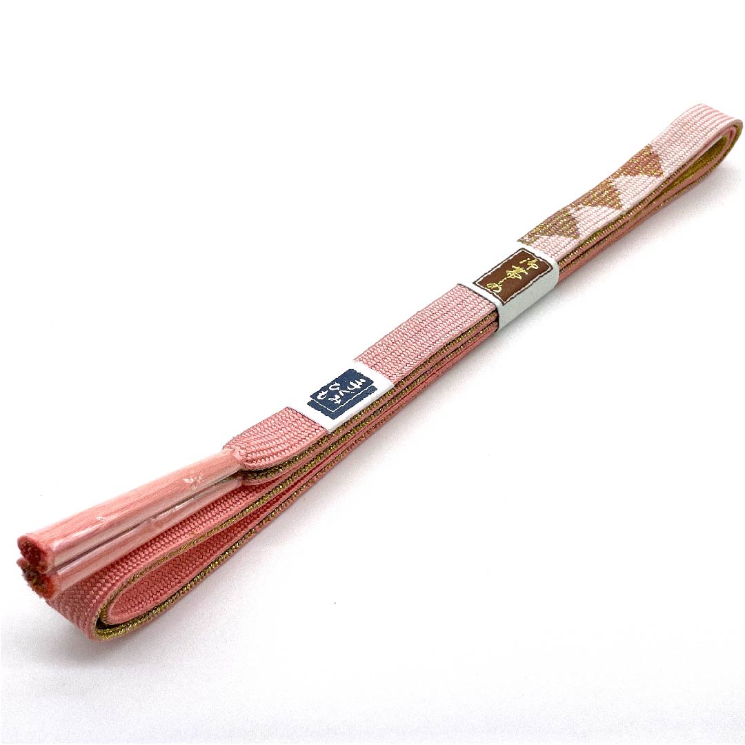 （新古品） 帯締め 正絹 四分紐 一重梅色（ひとえうめいろ） 金属糸使用 鱗 手組紐 長さ約159cm 幅約1.2cm セミフォーマル Sランク ピンク系 1135002292313