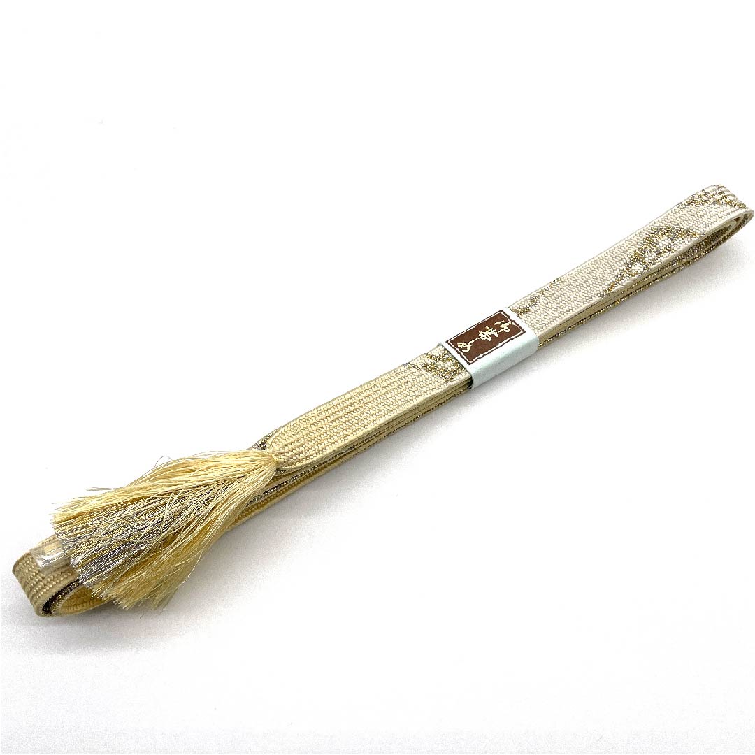 （新古品） 帯締め 正絹 四分紐 淡黄色色（たんこうしょくいろ） 金属糸使用 新古品  長さ約156cm 幅約1.5cm セミフォーマル Sランク 黄系 1135001022923