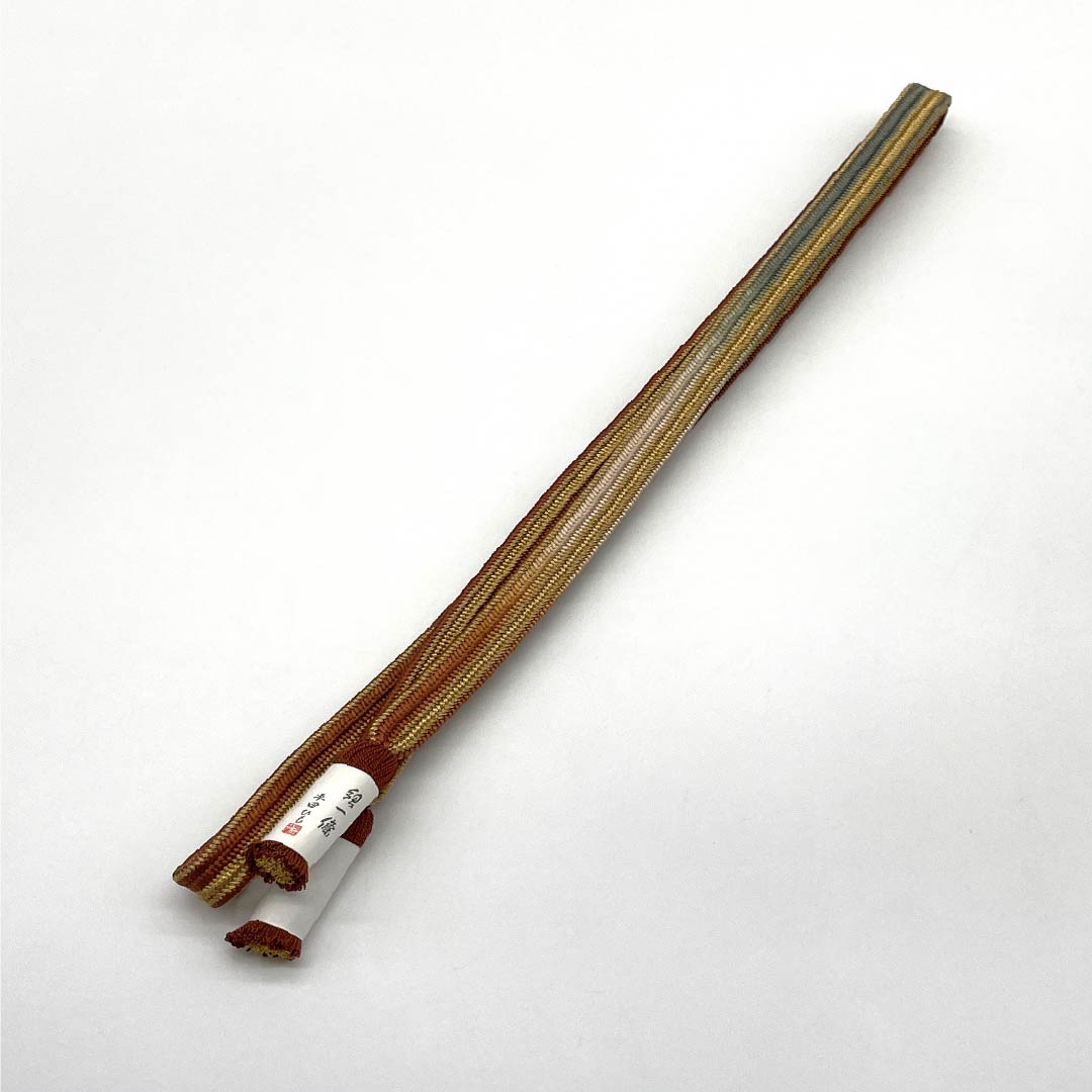 (新品)帯締め 正絹 NEWランク 樺色（かばいろ） 平田組紐 貝ノ口縞遊玄染 撚り房 長さ約157.5cm 幅約1.5cm セミフォーマル 茶系 1135005131314