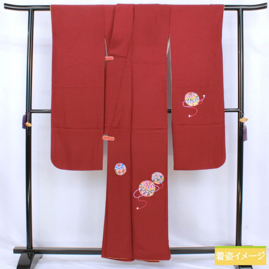 Furisode Pure Silk S Rank Length 157cm (4ft 9in) Sleeve-to-sleeve 64cm (2ft 1in) Lined Dark Red (Enji-iro) Suzhou Embroidery Temari Red color scheme 1113002802312