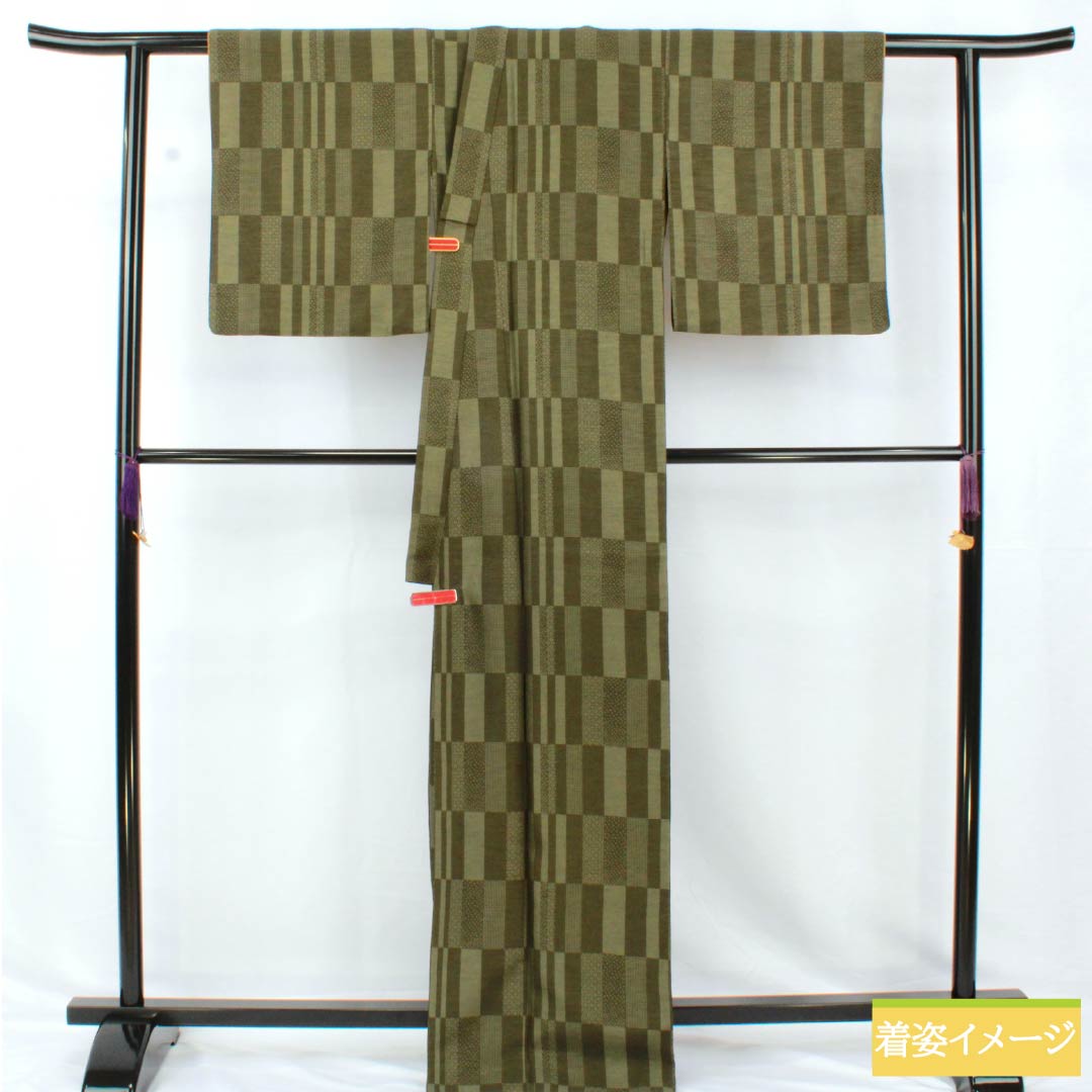 小紋 ポリエステル 身丈167cm 裄丈67.5cm 袷 藍海松茶色（あいみるちゃいろ） 洗える着物 裂取り Aランク 緑系 1115005263519