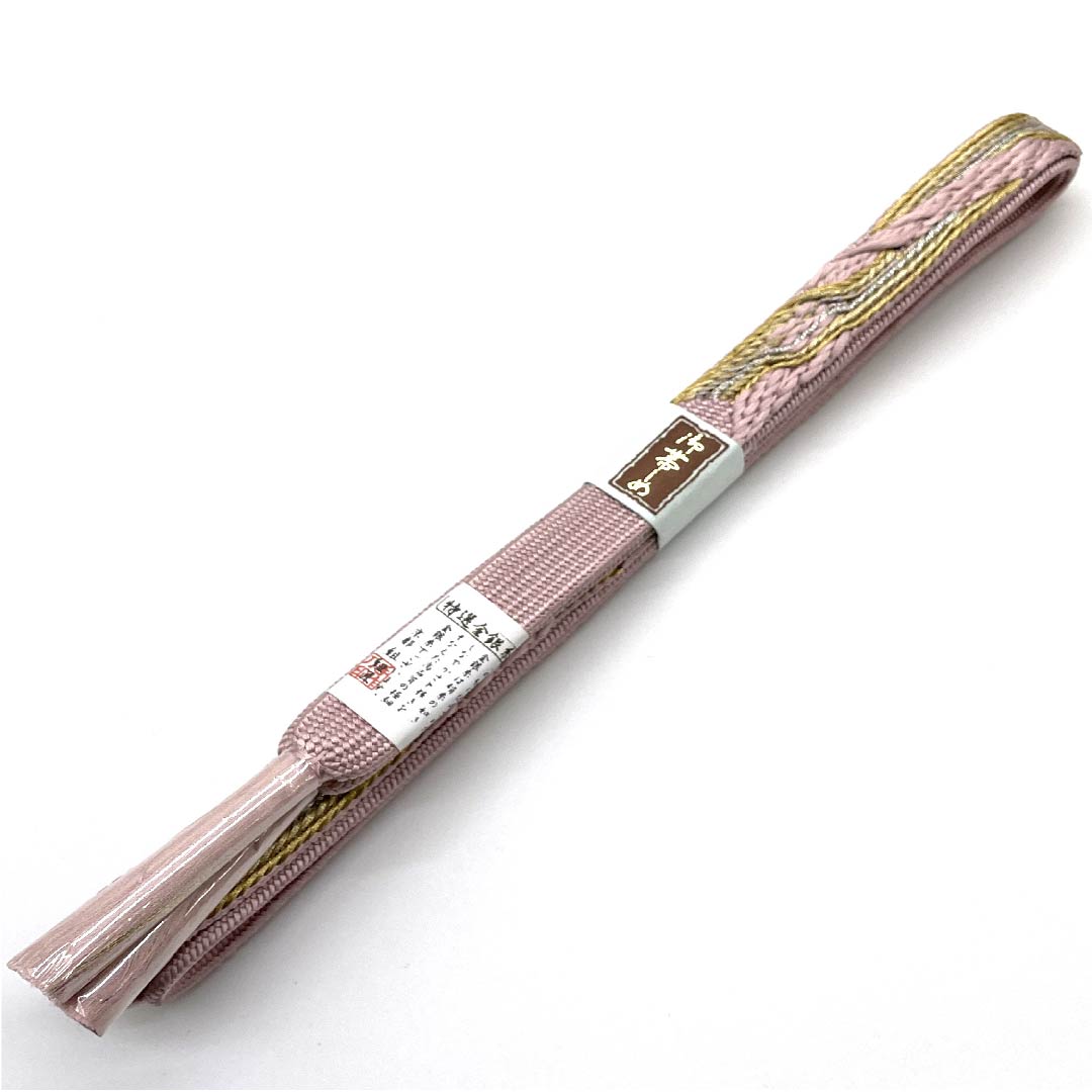 （新古品） 帯締め 正絹 四分紐 淡紅色（たんこうしょくいろ） 特選金銀糸 金属糸使用 新古品 長さ約162cm 幅約2cm セミフォーマル Sランク ピンク系 1135001152913