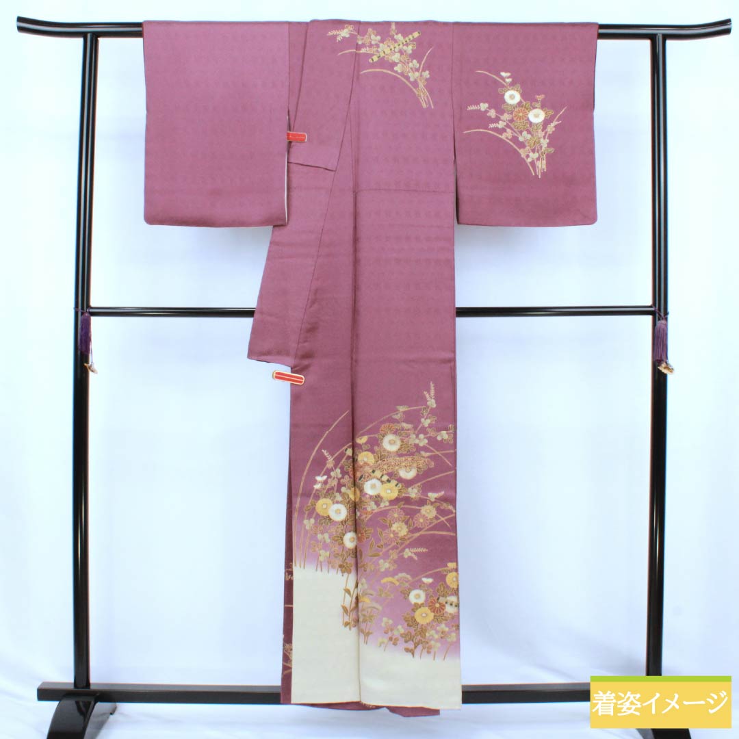 Visiting Kimono, Pure Silk, S Rank, Lined, Length 155.5cm, Sleeve Length 63cm, Crimson (Mekkouiro) Color, Kyoto Yuzen, Sewn Crest, Snow Rings with Different Hawk Feathers, Chrysanthemums, Hagi, Purple, Item Number: 1112006812320