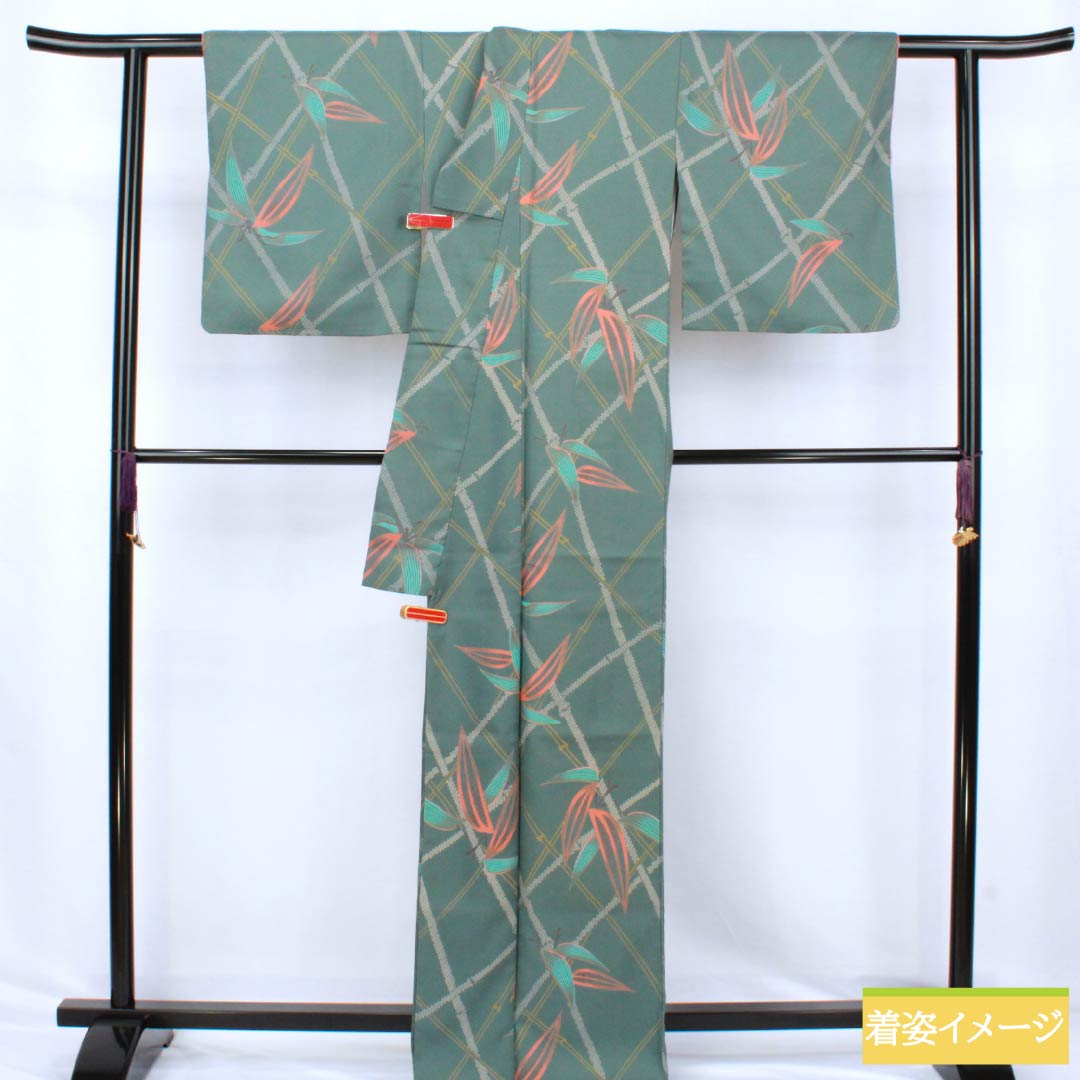 小紋 ポリエステル Aランク 身丈166.5cm 裄丈66cm 袷 湊煤竹色（みなとすすたけいろ） 竹 洗える着物   緑系 1115007453519