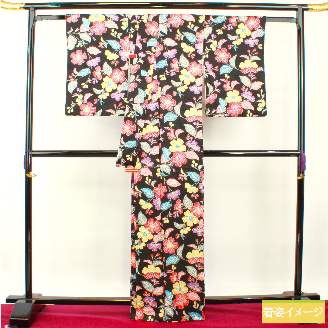 小紋 正絹 身丈165.5cm 裄丈67cm 袷 絞り 草花模様 Sランク 黒系 1115004472510
