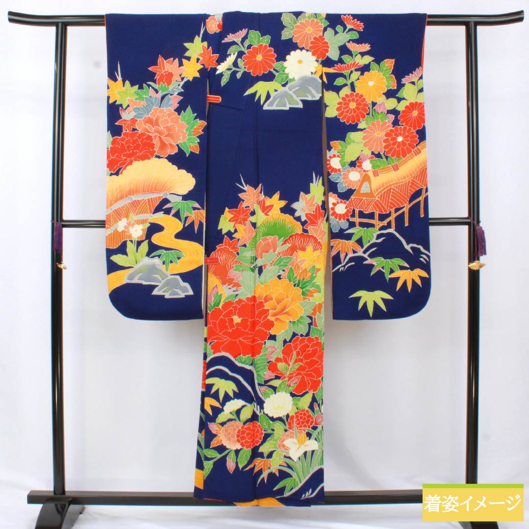 Furisode (long-sleeved kimono) made of pure silk, grade A, length 153cm, sleeve length 60.5cm, lined, stencil-dyed, featuring auspicious plum and chrysanthemum motifs on crepe fabric with layered collar, blue, product number 1113002233217