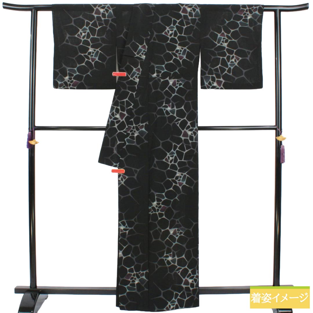 夏物 ポリエステル 小紋 Aランク 身丈163.5cm 裄丈67.5cm 抽象模様 洗える着物 絽 黒系 1132003283410