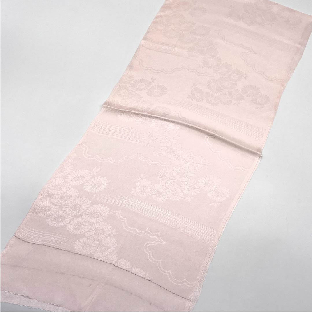 帯揚げ 正絹 フォーマル 薄桜色（うすざくらいろ） 古典柄 雲どり 花 長さ約148cm 幅約26cm Sランク ピンク系 1136000352913