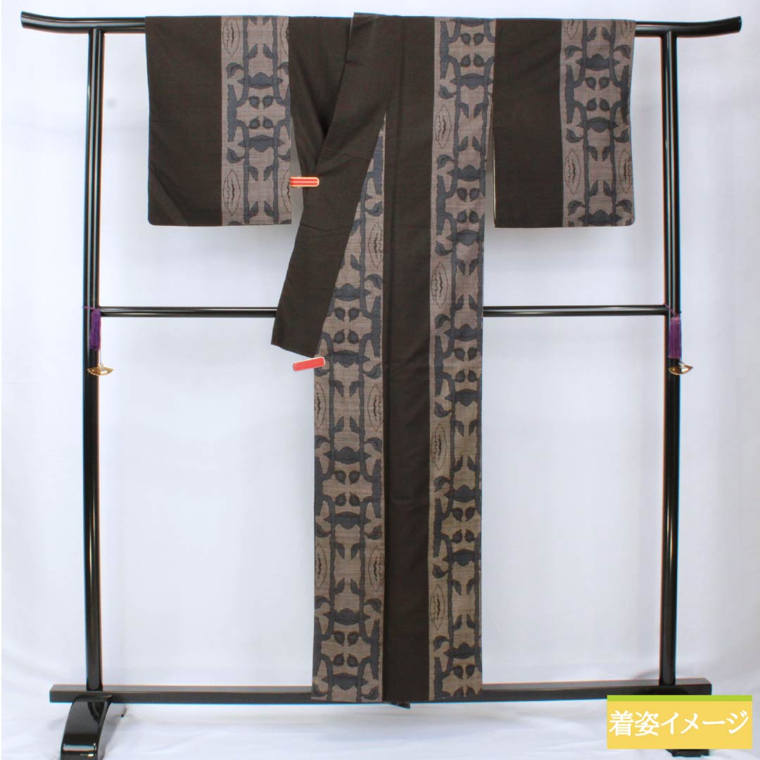 Tsumugi silk, Grade A, length 155cm, sleeve length 62.5cm, black-gray (kuronezui) color, authentic Oshima Tsumugi, Ichigen Kasuri pattern, 7 marks, lined, black, 1116004133310