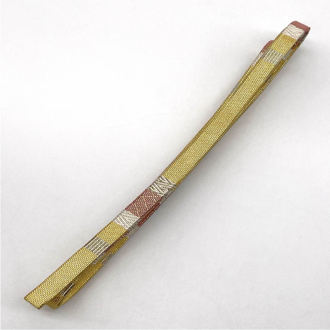 帯締め  Sランク 四分紐 金色（きんいろ） 長さ約152.5cm 幅約1.1cm セミフォーマル 金系 1135004312321