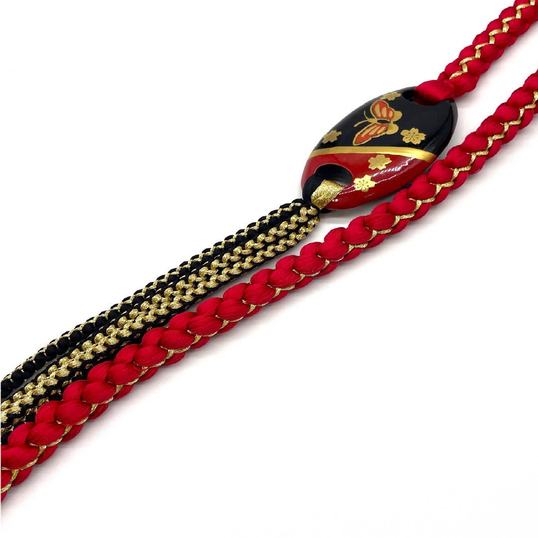 (New old stock) Silk obijime (belt fastener) in Torukoakairo (red) color for long-sleeved kimono with decorations and butterflies Length approx. 180cm Width approx. 1.2cm Formal New rank Red 1135003391412