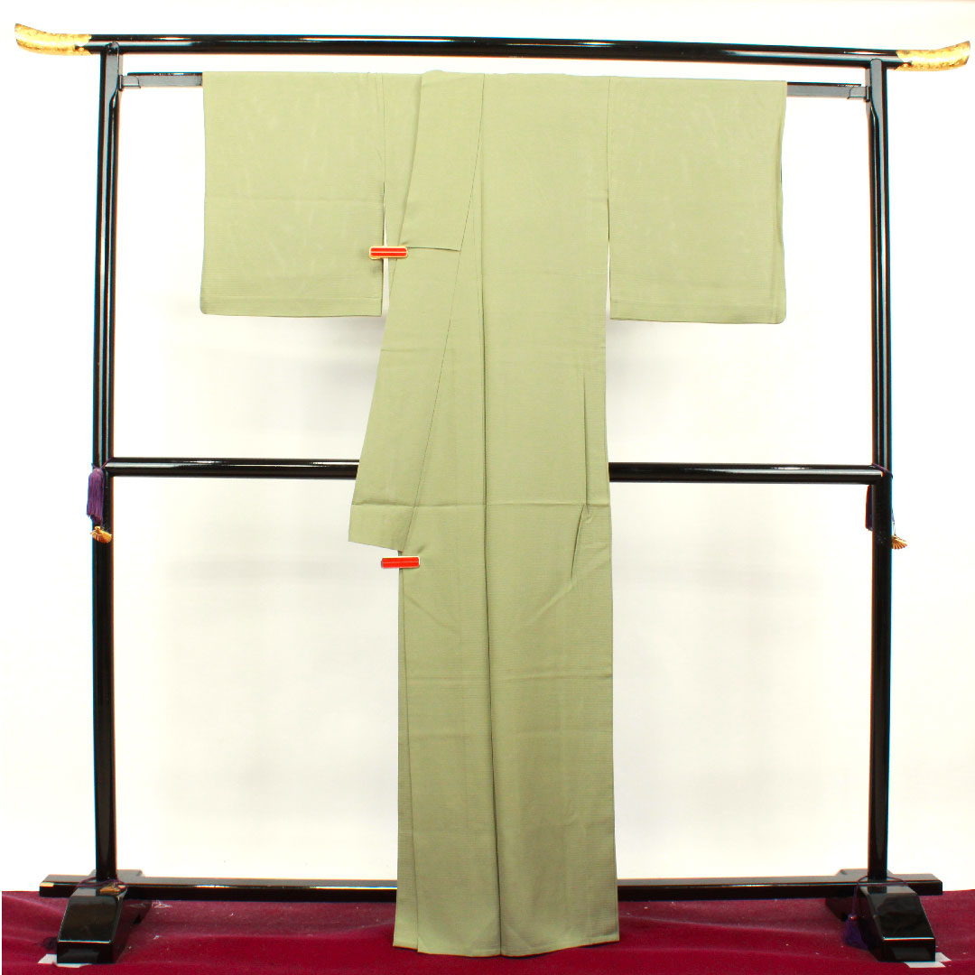 Summer pure silk plain color Length 165cm Sleeve length 65.5cm Koji dust color Plain color Silk A rank Green 1132001503519