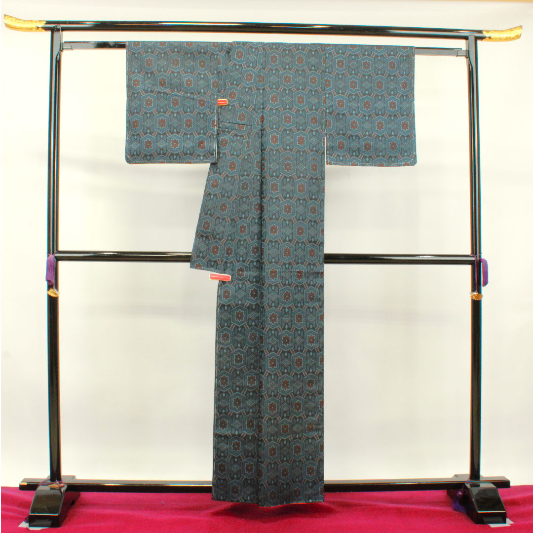 Murayama Oshima Tsumugi Length 159.5cm Sleeve length 62.5cm Ensemble Geometric pattern Pure silk A rank A-line Navy 1116002843318