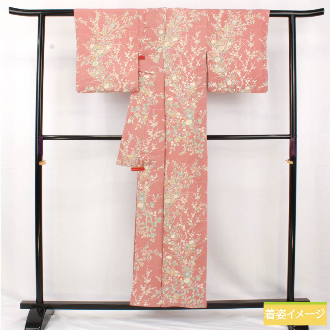 小紋 正絹 身丈156cm 裄丈62.5cm 袷 浅蘇芳色（あさきすおういろ） 草花模様 Aランク ピンク系 1115005083313